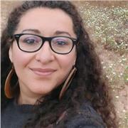 Profesora de biología y ciencias naturales, magister en ciencias biologicas